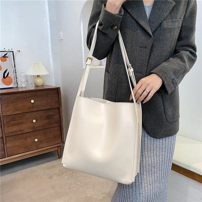 AVA | ELEGANTE TASCHE