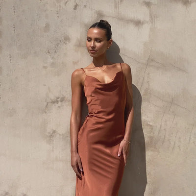 Vani | Robe longue en satin 