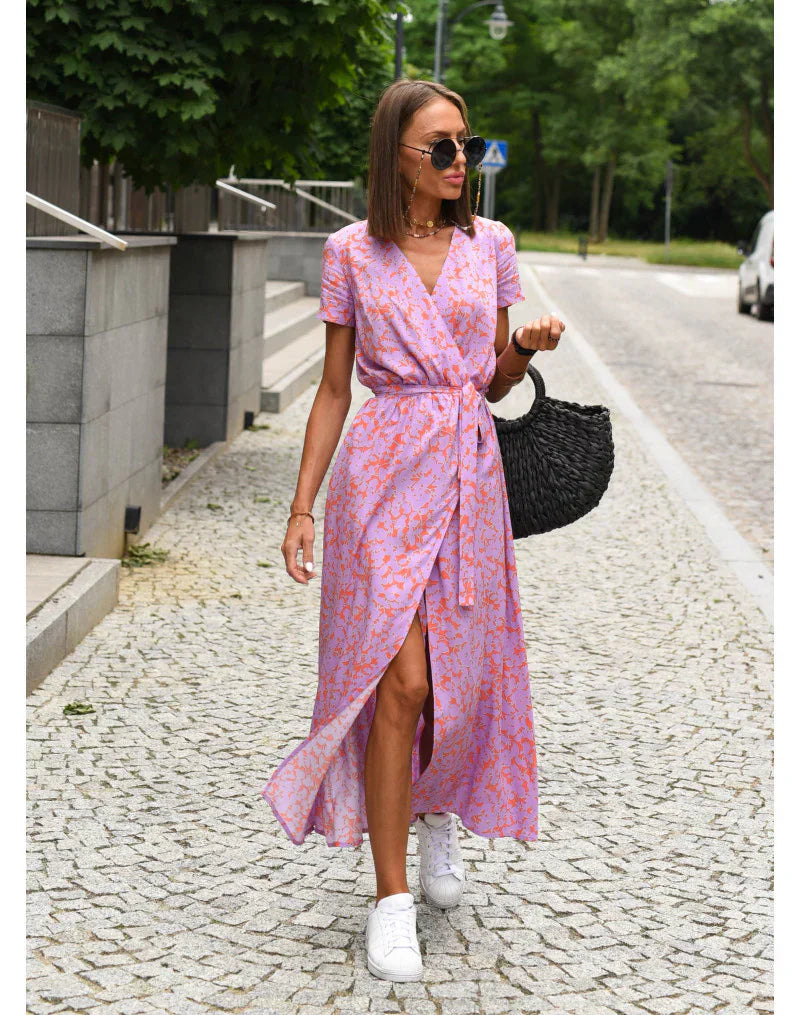 Keke™ | Robe élégante à col en V 